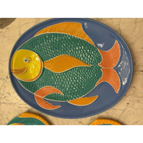 Leisure time Ullman Puff Fish 90s post modern plastic Platter 4 salad plates - Picture 4 of 12